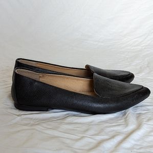 Old Navy Pointed Almond-Toe Flats - 9